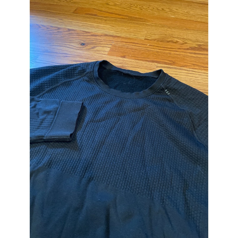 Lululemon Mens Crewneck Pullover Sweater Large Black Textured Waffle Knit Preppy